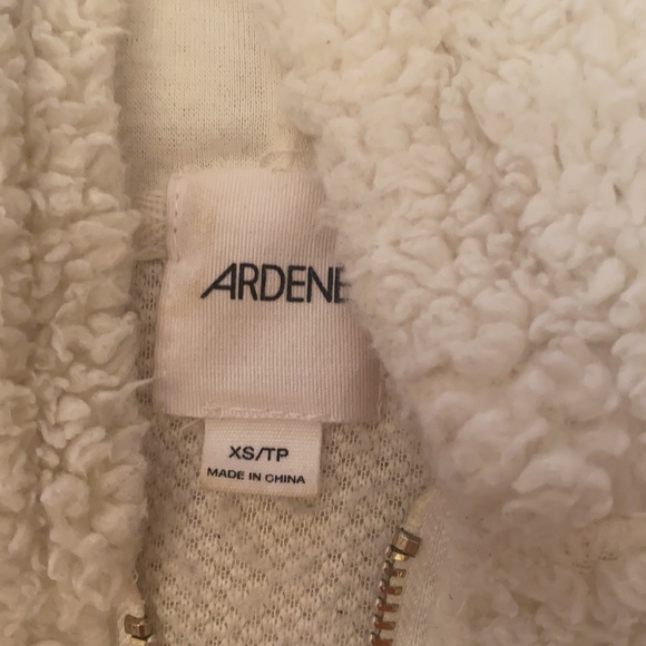 Ardene Sweater/Jacket - Picture 2 of 2